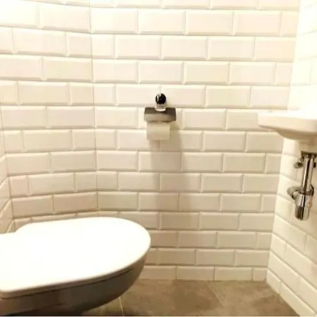 Cozy 1 Bedroom Location - Antony * Tilburgo